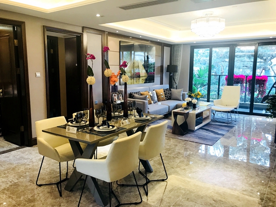 01162939f36b02d8a33802.jpg 599548112290281096.jpg