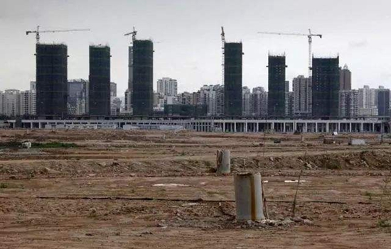 051605188f429e86084231.jpg 土地市場2.jpg